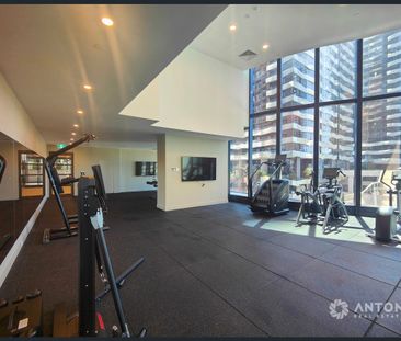 Chic One-Bedroom Apartment for Rent - Photo 1