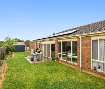 Step into Spacious Luxury - 4 Bed, 2 Bath Family Haven - Photo 5