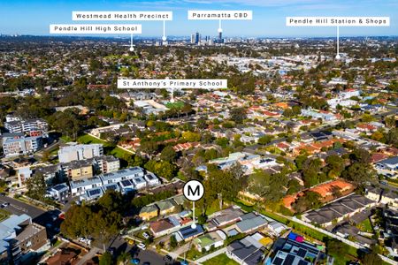 54A Toongabbie Road, Toongabbie NSW 2146 - House For Rent | Domain - Photo 3