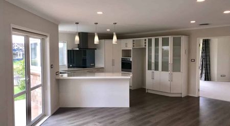 Gem in Karaka Harbourside - Photo 3