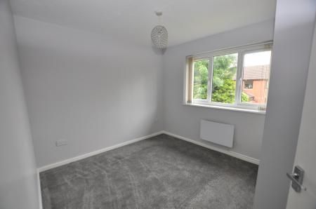 Nicklaus Close, Staffordshire, Burton upon Trent, DE14 - Photo 2