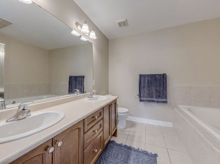 For Lease - 2019 Trawden Way Unit# 24, Oakville, Ontario - Photo 2