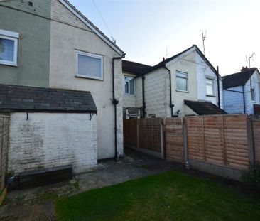 2 bedroom terraced house to rent - Photo 2