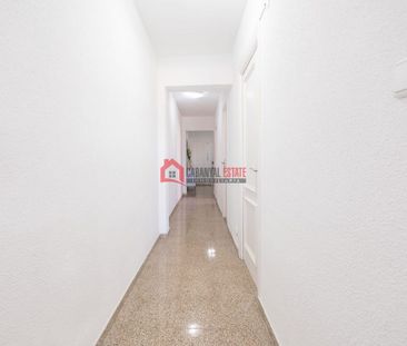 Malvarrosa, Valencia, Valencian Community 46011 - Photo 6