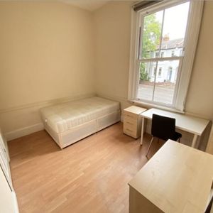 3 Bed Student Accommodation - Photo 2