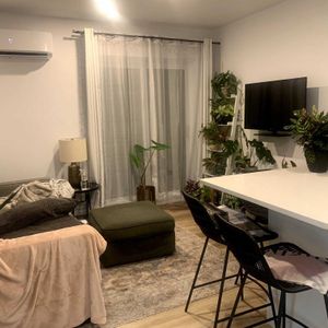 Appartement à louer 3.5 (Chesterville) Rien de compris - Photo 2