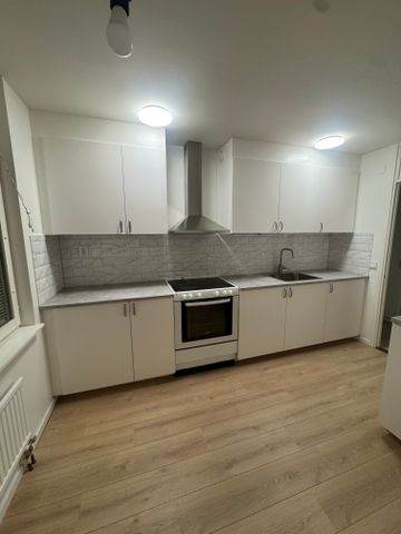 Höglundavägen, Jordbro - Foto 2