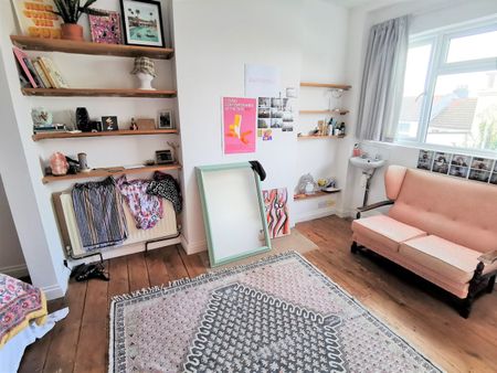 5 Bed Terraced House, Islingword Street, BN2 - Photo 4