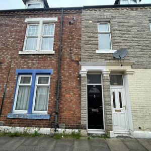 4 bed house share to rent in Eglesfield Road, South Shields, South Tyneside, NE33 - Photo 2