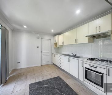 Modern Granny Flat - Photo 3