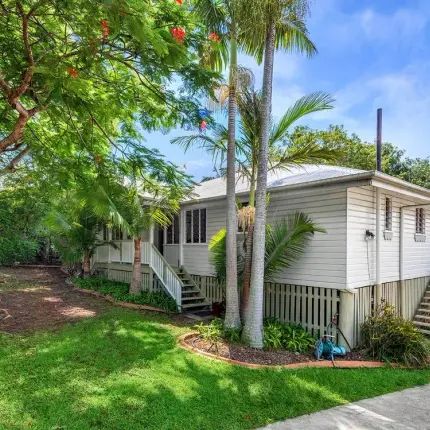 Gorgeous Renovated Studio - Photo 1