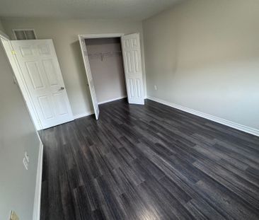 For Lease - 39 Red Oak Drive Unit# Upper Level, Barrie, Ontario - Photo 6