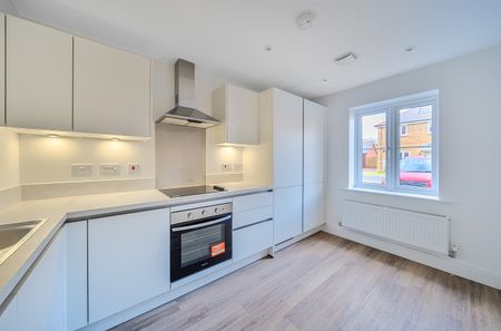 2 bedroom semi-detached house to rent - Photo 2