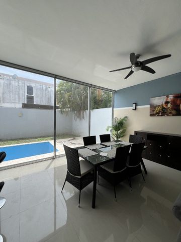 Renta Casa amueblada Aurea Residencial 4 recámaras con alberca en Mérida Yucatán - Photo 3