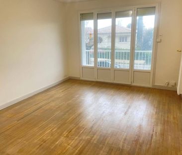 Location appartement rénové 3 pièces 63.3 m² à Romans-sur-Isère (26... - Photo 1