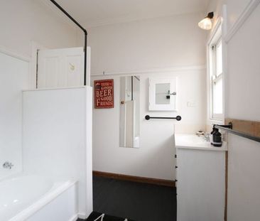 9 Helen Street, East Geelong - Photo 2