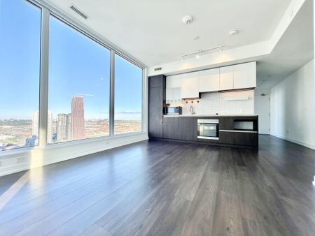 For Lease - 5 Buttermill Avenue Unit# 3702, Vaughan, Ontario - Photo 4