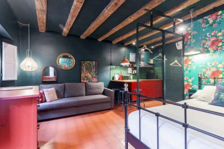Estudio de alquiler en Barri Gòtic - Photo 3