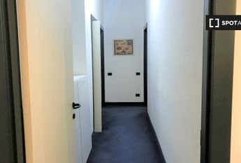 milan, Lombardy 20122