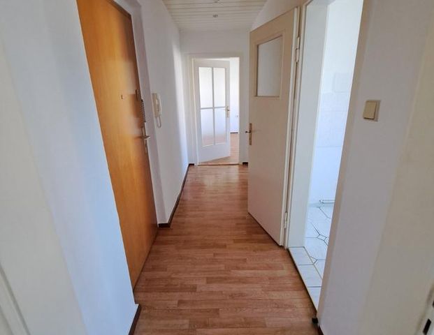 2-Zimmer-Wohnung mit Balkon im EG in Roßlau - Foto 1