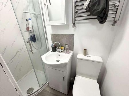 Fisher Road, Bristol, Gloucestershire, BS15 - Photo 3