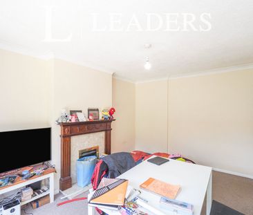 2 bedroom bungalow to rent Calverton Road, Arnold, NG5 - Photo 6