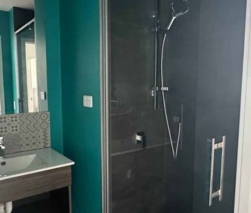 Fully Furnished 2-Bedroom Apartment for Rent in Avondale, Auckland - Photo 5