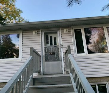 COZY TWO BEDROOMS HOUSE ON THE MAIN FLOOR, AVAILABLE OCT/15 — 2 Bed... - Photo 1