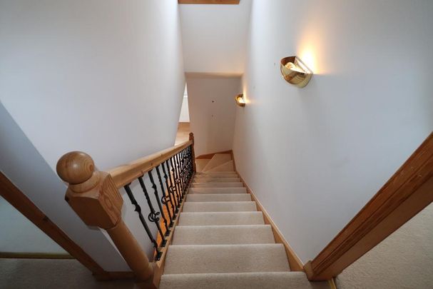 3 bedroom flat to rent - Photo 1