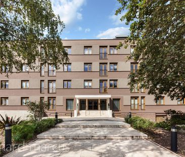 London Road, Sutton, Cheam - Photo 6