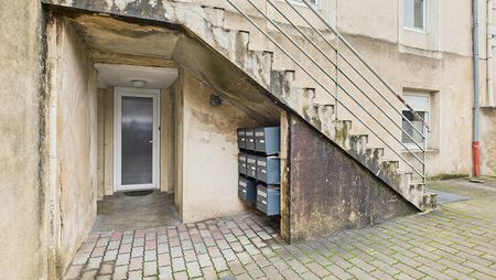 LOCATION STUDIO MEUBLE PONT A MOUSSON AVEC TERRASSE - Photo 5