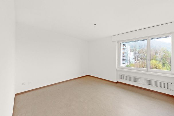 Grosszügiges Wohnen in ruhiger Umgebung - Photo 1