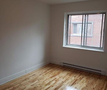 2 CH - 1 SDB - Montréal - $1,400 /mo - Photo 3
