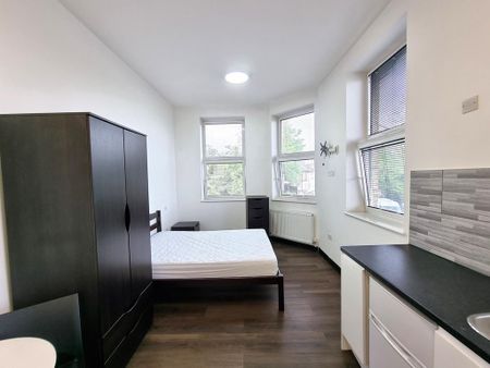 Studio to rent - Photo 3