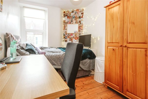 Victoria Park, - Photo 1