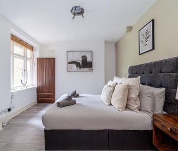 Studio to rent - Photo 4