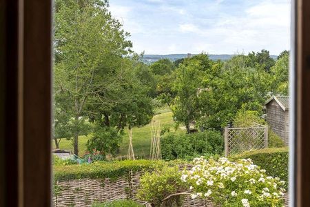 One Tree Hill Road, Guildford, GU4 - Photo 4