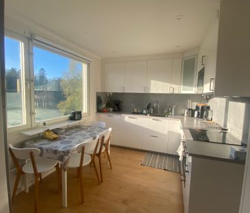 Kungsätravagen, Stockholm - Photo 2