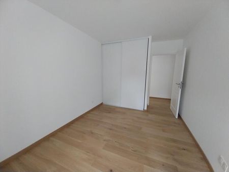 Location Appartement 3 pièces 70m² ORLEANS 45000 - Photo 2