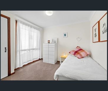 Sunlit Family Sanctuary in a Serene Gladesville Setting - Photo 1