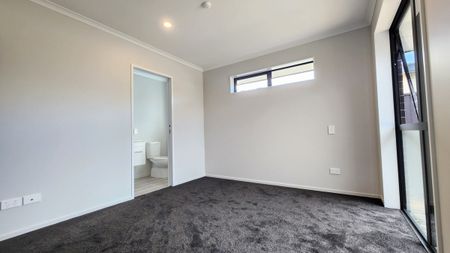 Exceptional Location in Hornby – Brand-New 3-Bedroom Home - Photo 3