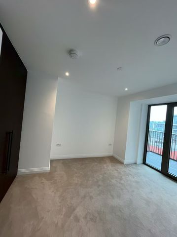 Halcyon House, E16, London - Photo 4