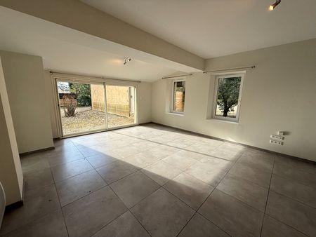 Location maison 4 pièces, 123.40m², Sainte-Eulalie - Photo 3