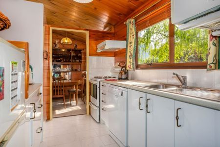 7 Tweed Road, Papakowhai - Photo 2