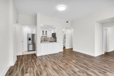 For Lease - 1901 Yonge Street Unit# 703, Toronto, Ontario - Photo 3