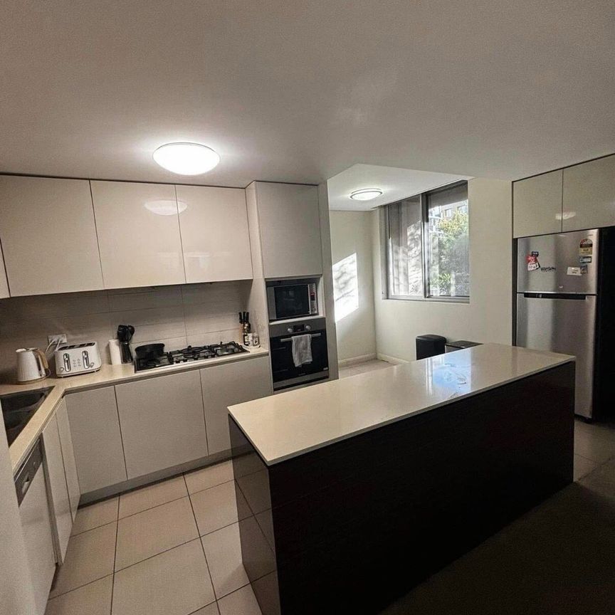 Bondi Junction - Photo 1