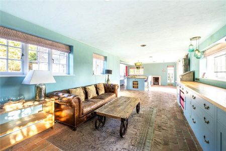 6 bedroom detached house to rent - Photo 2