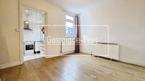 Worplesdon Road, Guildford - Photo 1