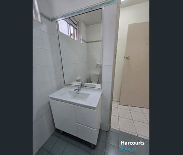 Warm & Cosy 2-Bedroom Unit FOR LEASE in Prime Auburn Location - Photo 1