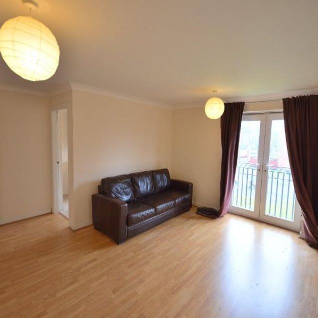2 Bedroom Apartment To Let - Photo 1